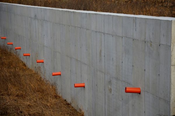 Cost of Retaining Wall Drainage in Springdale